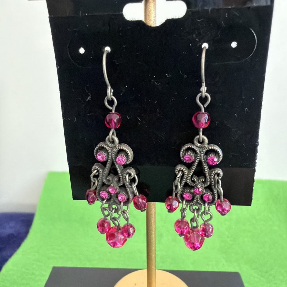 Vintage Victorian Chandelier Earrings Deep Fuchsia Pink Flower Drop Pierced C2